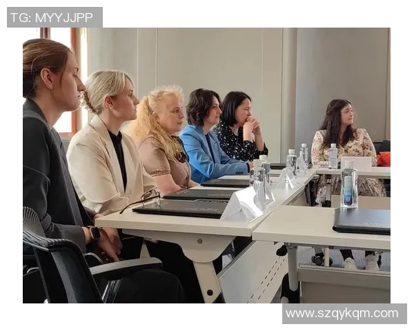 中俄两国教育制度比较：上学方式与学习环境的异同探讨